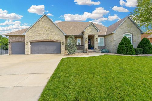 1521 N Obsidian Ct, Wichita, KS, 67235-1559 | Card Image