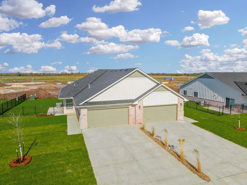 2436 S Pronghorn St, Goddard, KS, 67052 | Card Image