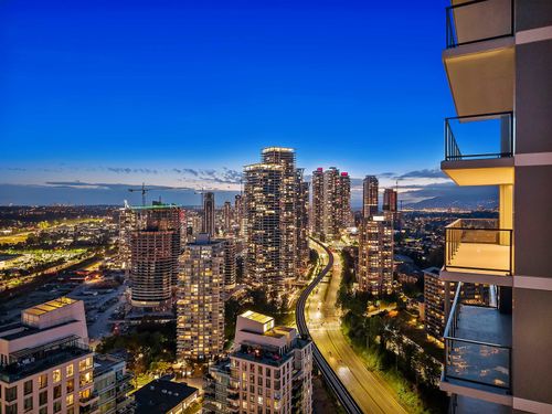 3705-2135 Springer Ave, Burnaby, BC, V5B3N1 | Card Image