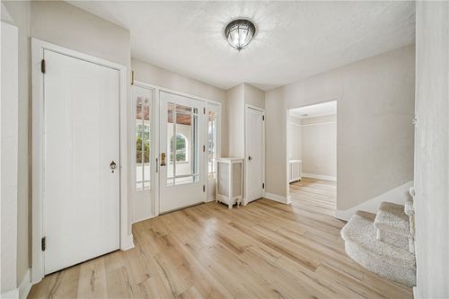 25 Jonquil Pl, Mt. Lebanon, PA, 15228-2426 | Card Image