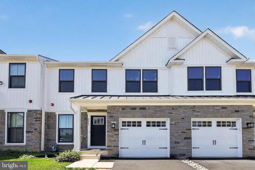 8005 Milltown Cir, CHELTENHAM, PA, 19012 | Card Image