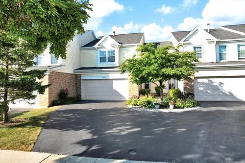 4890 Prestwick Pl, Hoffman Estates, IL, 60010-5643 | Card Image