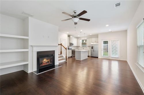 6413 Shalks Crossing Dr, Lithonia, GA, 30058-2517 | Card Image