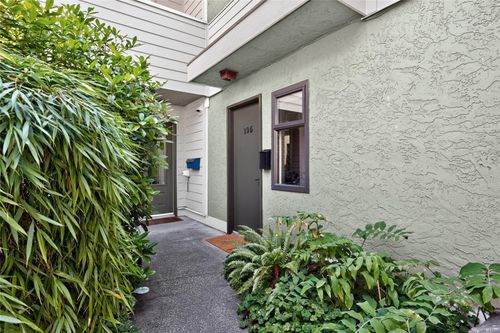 105-119 Ladysmith St, Victoria, BC, V8V1J3 | Card Image