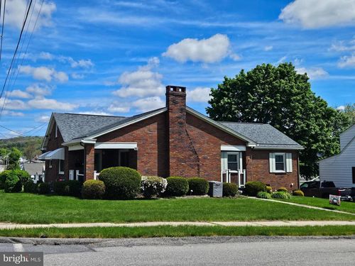 721 Nichols St, Clearfield, PA, 16830-1541 | Card Image