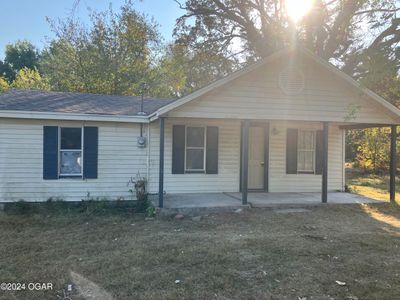 423 N Pennsylvania Street, House other with 2 bedrooms, 1 bathrooms and null parking in Granby MO | Image 2