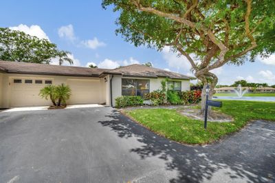 B - 4797 Quailwood Terrace, Condo with 2 bedrooms, 2 bathrooms and null parking in Boynton Beach FL | Image 1