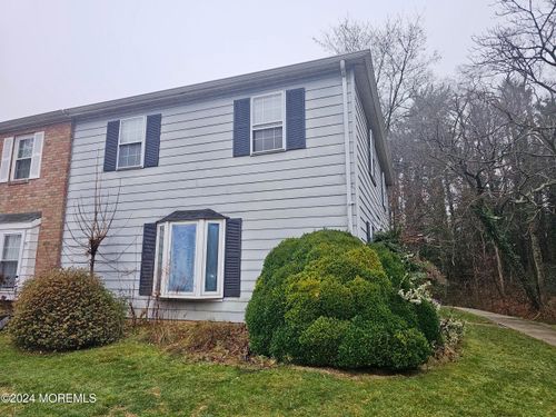 47 Kingsley Way, Freehold, NJ, 07728 | Card Image