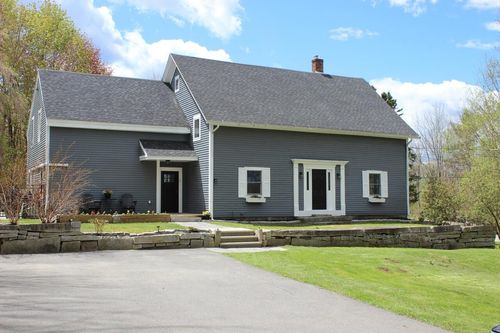 424 Winthrop Street, Hallowell, ME, 04347 | Card Image