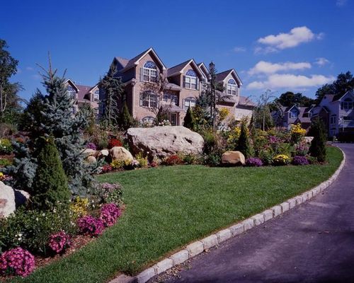 37-37 Pinnacle Dr, Port Jefferson, NY, 11777-2085 | Card Image