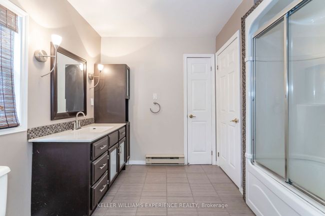 7078 County Rd, House other with 6 bedrooms, 3 bathrooms and 15 parking in Utopia ON | Image 29