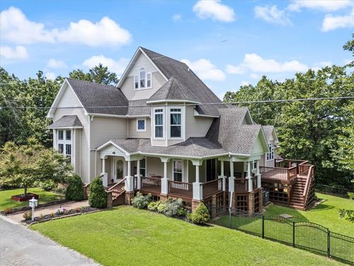 2 Ewes Ln, Bella Vista, AR, 72715-5613 | Card Image
