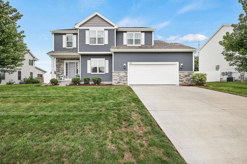 803 Liliana Ter, Oregon, WI, 53575-3251 | Card Image