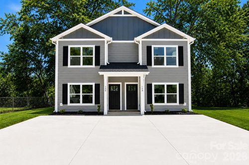1-105-107 8th Avenue Dr Se, Hickory, NC, 28602-3520 | Card Image