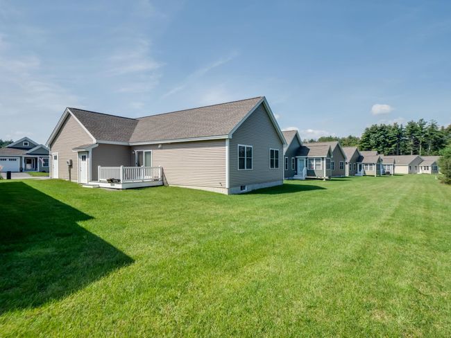 15 Pasture Ln, Condo with 2 bedrooms, 2 bathrooms and null parking in Nashua NH | Image 32