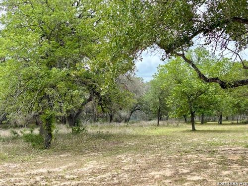 472 Rose Blossom Loop, La Vernia, TX, 78121-4765 | Card Image