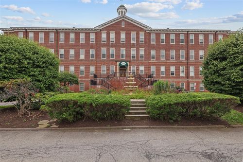 1403-1403 Villa At The Woods, Peekskill, NY, 10566-4911 | Card Image