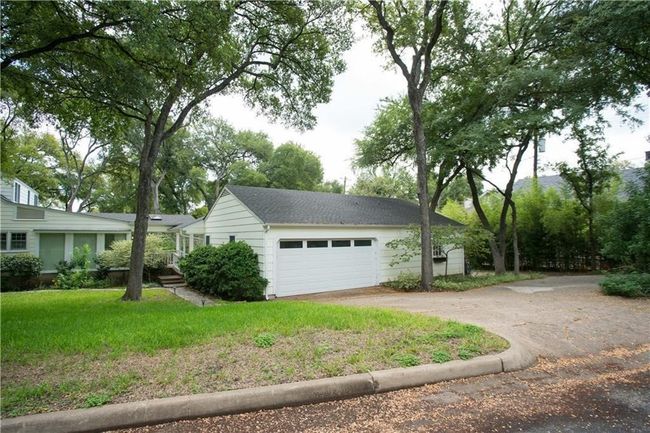 2203 Griswold Ln, House other with 4 bedrooms, 4 bathrooms and 4 parking in Austin TX | Image 33