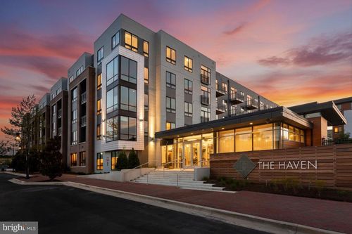 235-145 Riverhaven Dr, OXON HILL, MD, 20745-1060 | Card Image