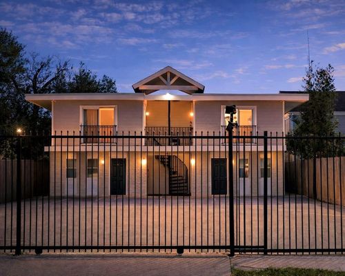 1421 Marshall St, Houston, TX, 77006-4178 | Card Image