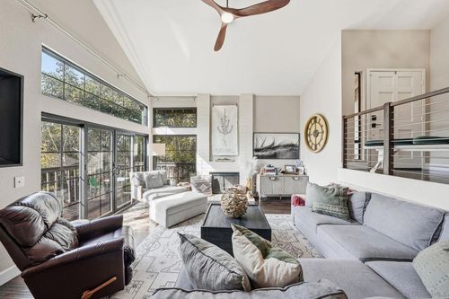 1571 Woody Hills Dr, El Cajon, CA, 92019-3611 | Card Image