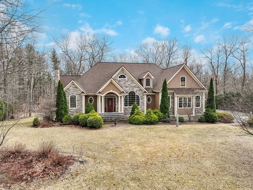 7 Buckhide Rd, Windham, NH, 03087-1853 | Card Image