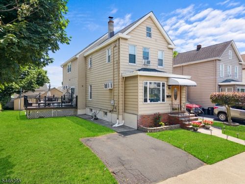 22 George St, Clifton, NJ, 07011-2916 | Card Image
