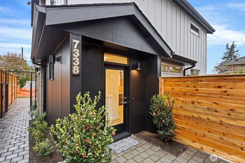 7338 27th Avenue Nw, Seattle, WA, 98117 | Card Image
