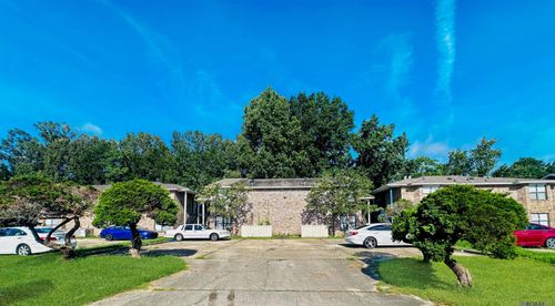 934 Hammond Manor Dr, Baton Rouge, LA, 70816-1547 | Card Image