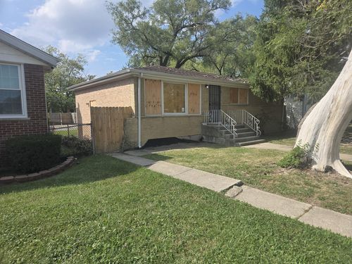 14542 Sangamon St, Harvey, IL, 60426-1824 | Card Image