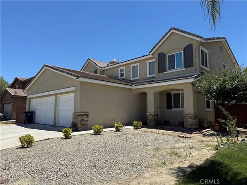 990 Garrett Way, San Jacinto, CA, 92583-2017 | Card Image
