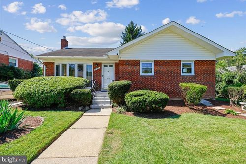4704 Adrian St, ROCKVILLE, MD, 20853-3449 | Card Image