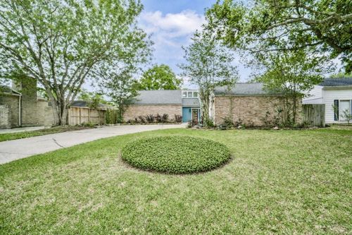 12111 Whittington Drive, Houston, TX, 77077 | Card Image