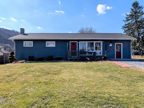 617 W Penn St, Bedford, PA, 15522-1293 | Card Image