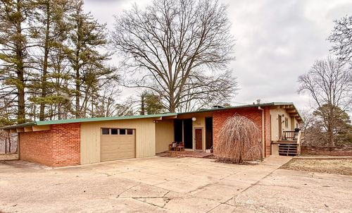 1116 Garst St, Cabool, MO, 65689-9154 | Card Image