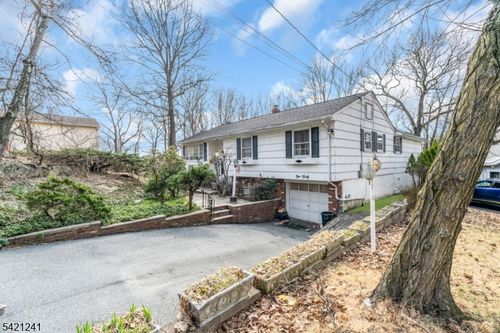 140 White Meadow Rd, Rockaway, NJ, 07866-1105 | Card Image