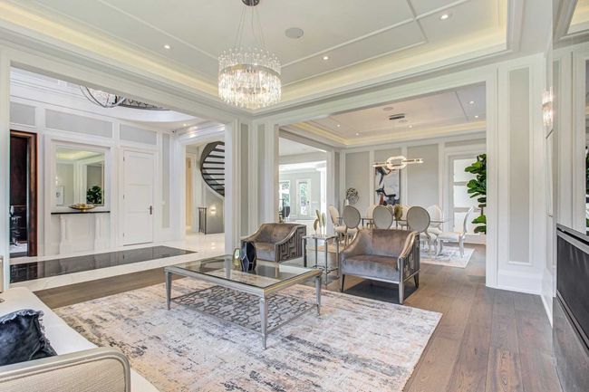 8 Cavalier Cres, House other with 5 bedrooms, 8 bathrooms and 11 parking in Thornhill ON | Image 24