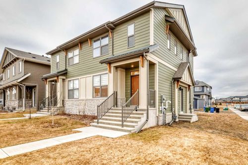 {{alt}} | Card Image