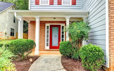 3730 Montrose Pond Walk, House other with 3 bedrooms, 2 bathrooms and 2 parking in Duluth GA | Image 2