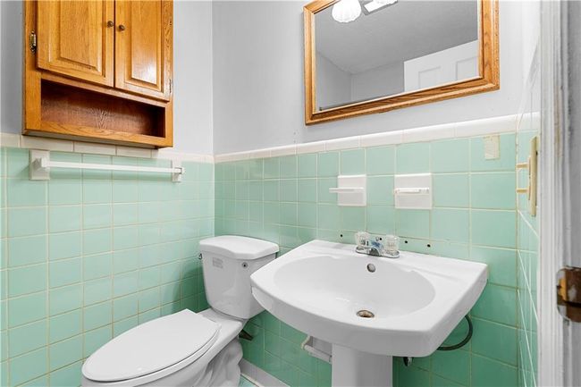 300 S Dale Ave, House other with 3 bedrooms, 2 bathrooms and null parking in Calhoun GA | Image 13