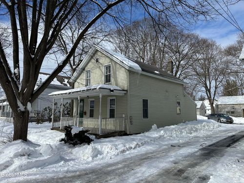 8 Sarella St, Glens Falls, NY, 12801-2402 | Card Image