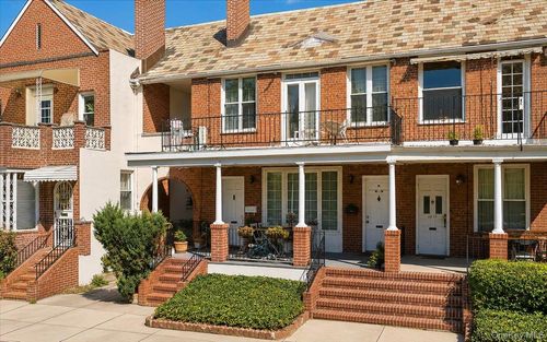 2nd-floor-68-11 Clyde St, Forest Hills, NY, 11375-5037 | Card Image