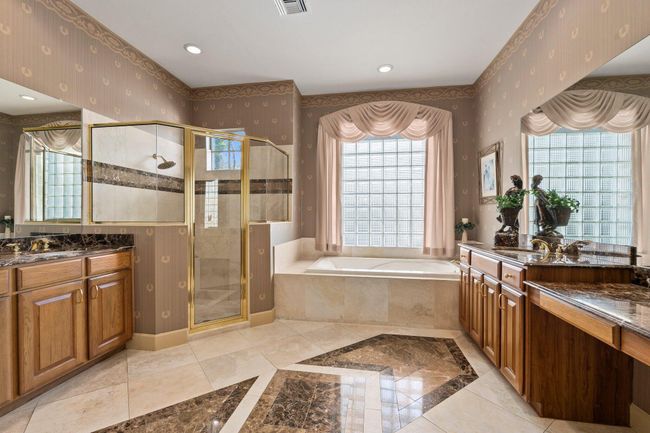 8131 Links Way, House other with 3 bedrooms, 3 bathrooms and null parking in Port St Lucie FL | Image 37