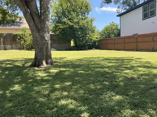 438 Bonnie View Rd, Dallas, TX, 75203-3555 | Card Image