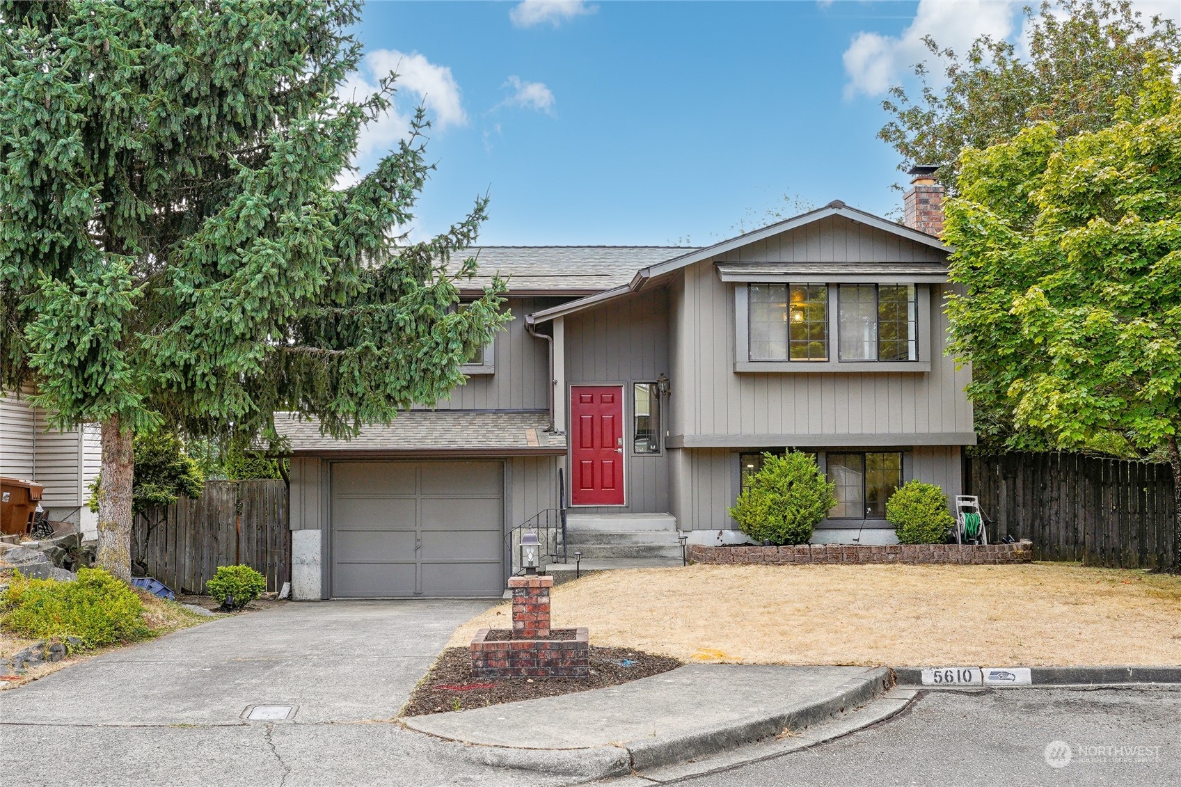 Verde St, Tacoma, WA 98409