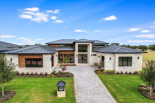 109 Island Dr, Horseshoe Bay, TX, 78657-6064 | Card Image