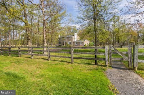 161 Dark Hollow Rd, PIPERSVILLE, PA, 18947-9532 | Card Image