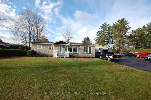 312 Ramage Rd, Rockland, ON, K4K1K7 | Card Image