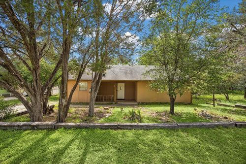 420 High Mesa Dr, Wimberley, TX, 78676-9568 | Card Image