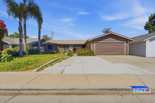 2124 Neill Way, Hanford, CA, 93230 | Card Image